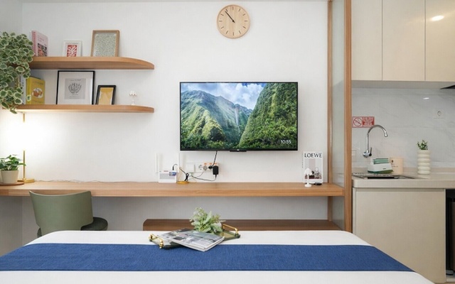 Studio Japandi Areum Residence At Sky House Bsd – Guest Rooms – Legok