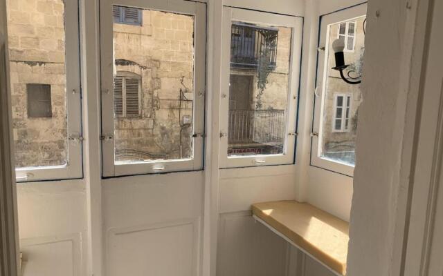 Charming house in the heart of Valletta CPAC1-3