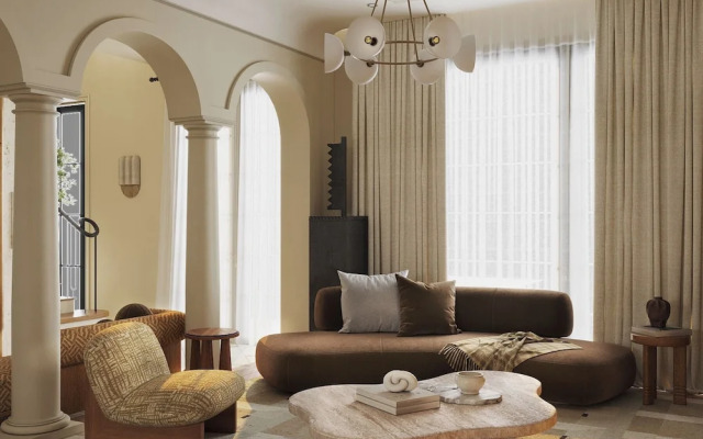 Trang Tien Plaza House-1 min to HK Lake