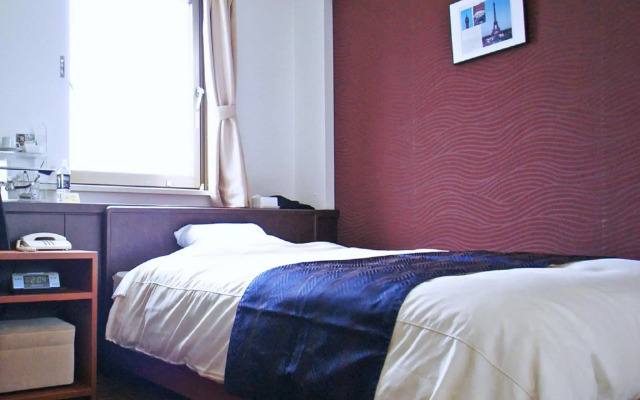 Cerezo Hotel