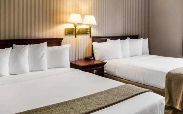 Quality Suites Lake Wright - Norfolk Airport