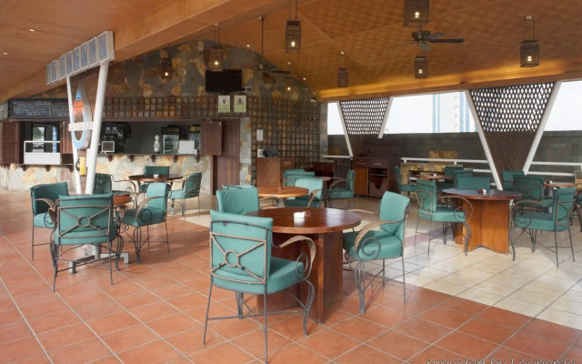 Holiday Inn Accra Airport