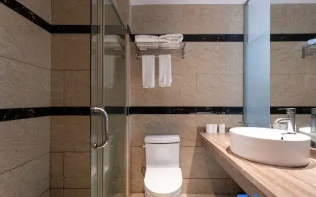Baihe Business Chain Hotel