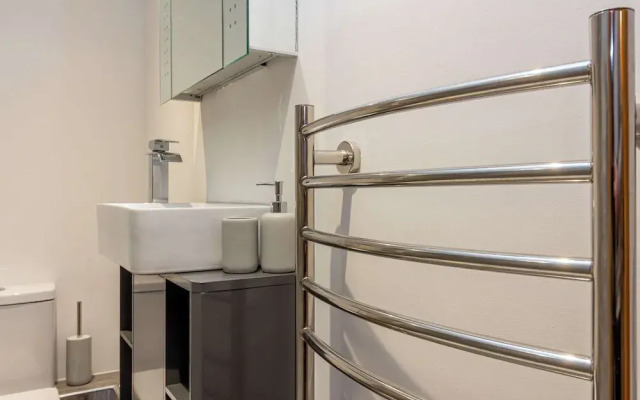 Host Stay Merchant House Studio