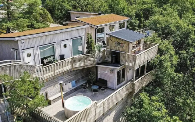 Vacation Home With Free Breakfast