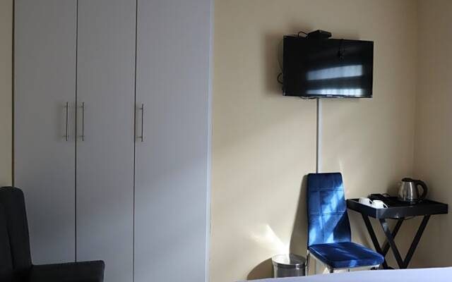 KwaZikode Bed & Breakfast