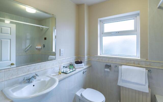 Earls Court House Hotel
