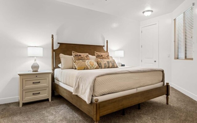 Narrow's Gateway 4 Bedroom Townhouse