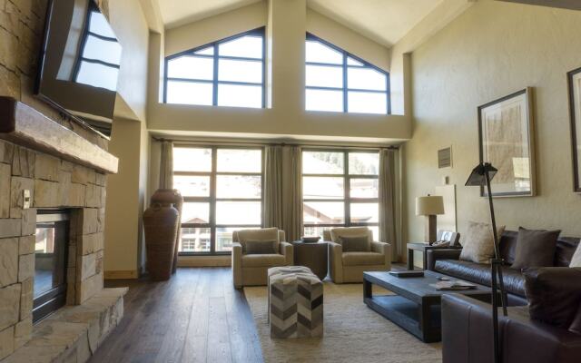 Four Bedroom Penthouse in Canyons Village by RedAwning