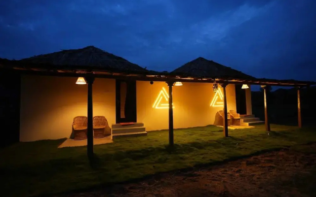 Hampi Natures Cottage