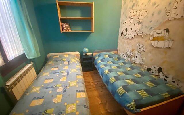 House Erra -family Frendly House