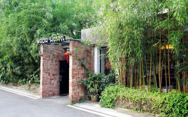 Wada Hostel