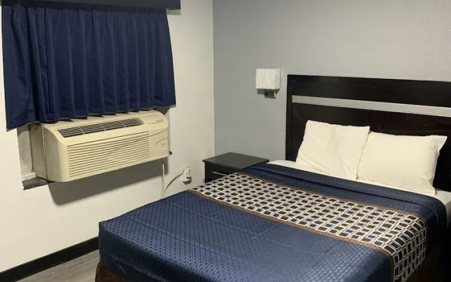 Motel 6 Ponca City, OK
