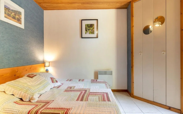 Tranquil Villa in Les Salelles