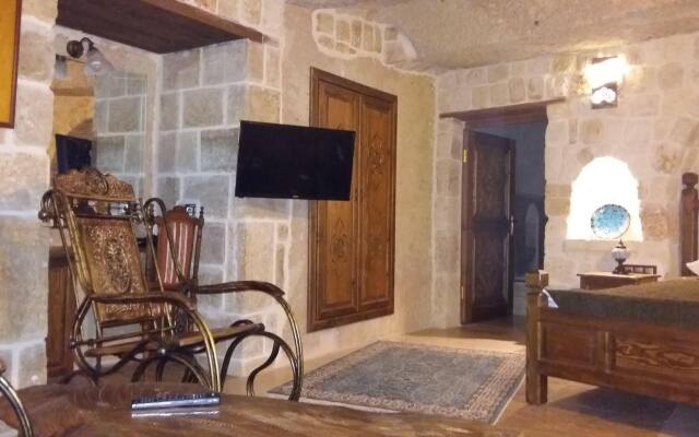 Oread Cave Suites