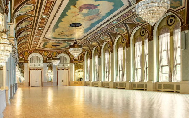 Fairmont Royal York Gold Experience