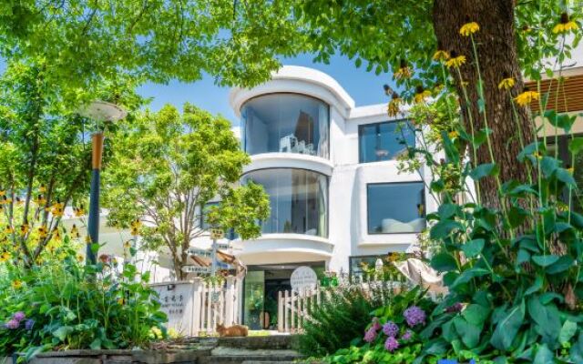 Hideaway Villa