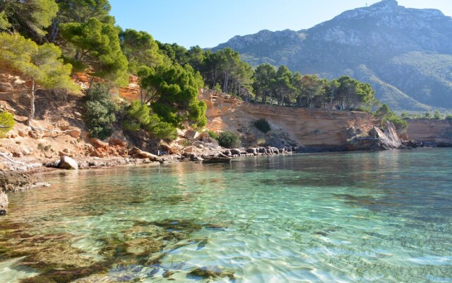 Mallorca Beach front line house 6 pers