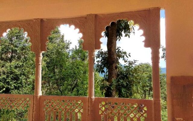 Seclude Arthouse - Uttarakhand