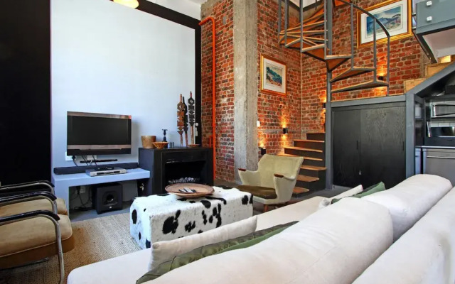 Bandar Place - Two Bedroom Aparthotel, Sleeps 4