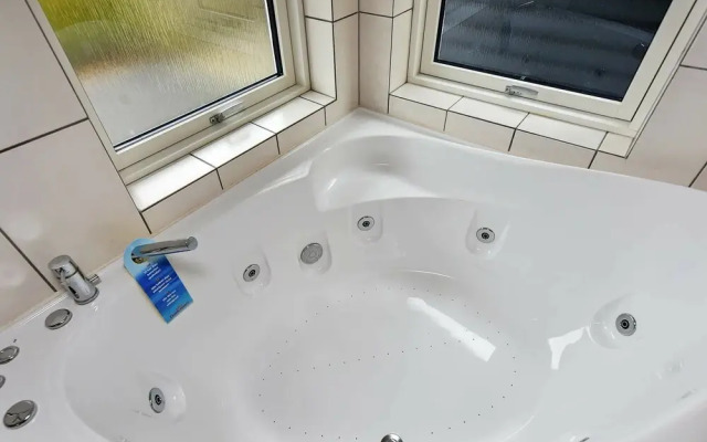 Luxurious Holiday Home in Hovborg With a Scenic View