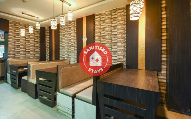 OYO 41435 Golden Residency