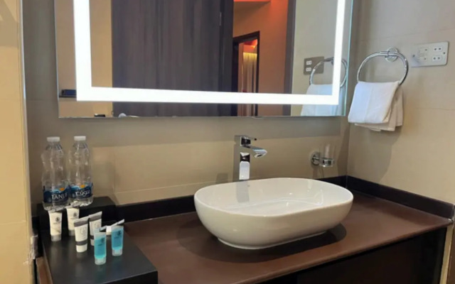 Carnelian By Glory Bower Hotel