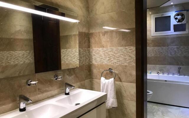 Deluxe Furnished Apartments