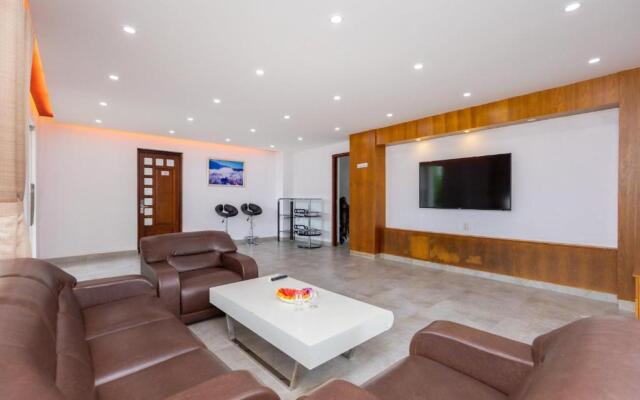 Palm Villa 39 -Luxury
