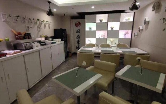 Zsmart Hotel