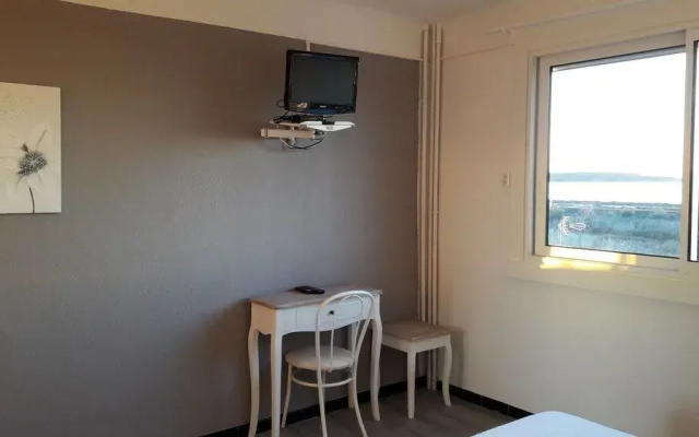 Chez Nous