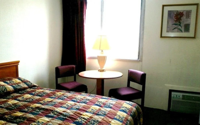 Ramada Inn Airport