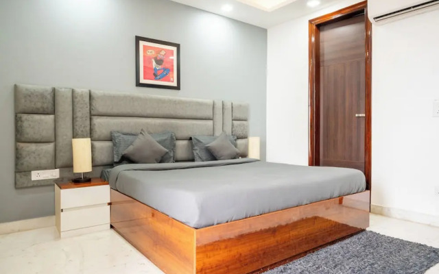 Housr 3 BHK Apartment Sector 45 Gurgaon