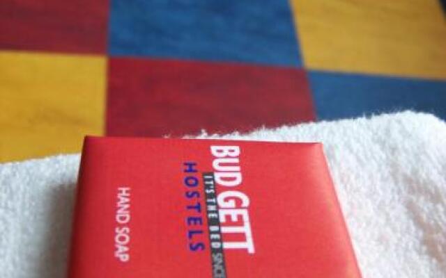 Bud Gett Hostels