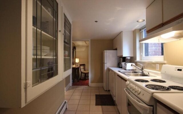 English Bay Inn Bed and Breakfast