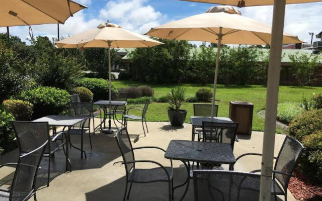 Super 8 Motel - Wilmington