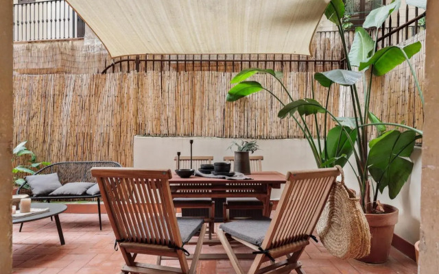 2 BR Picasso Penthouse with Terrace - HOA 42131