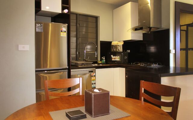 GreyStone Apartments GSI-03