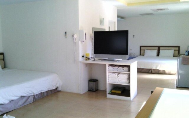 Lev 77 Hostel