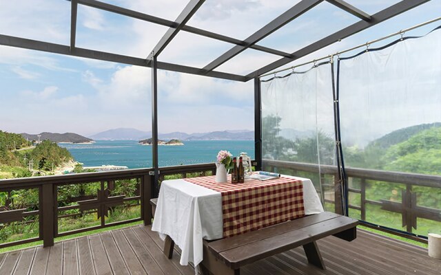 Wild Flower Village Pension