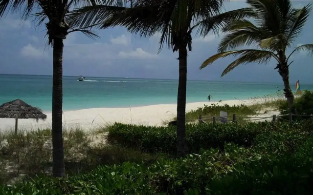 Sibonné Beach Hotel
