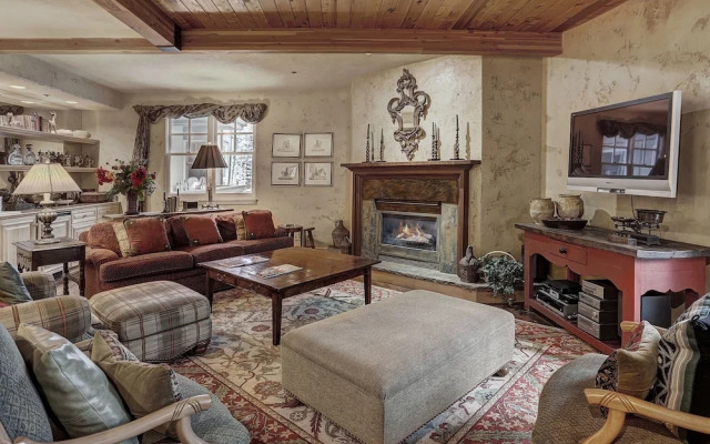 Arrowhead Village BP12 - 3 Br Condo