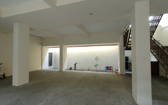Wisma Flora Syariah Kartasura RedPartner