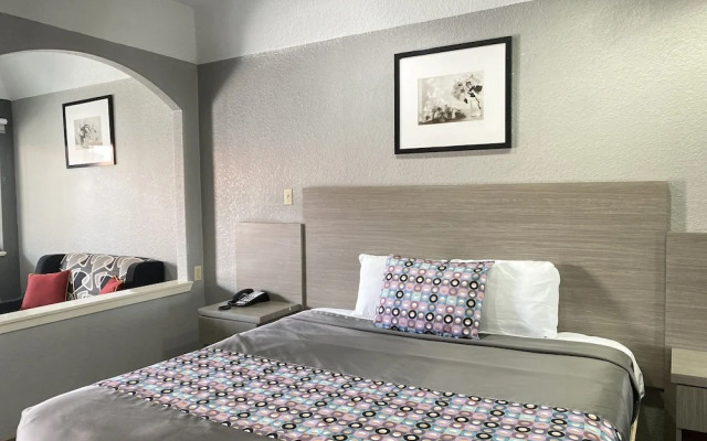Island Suites