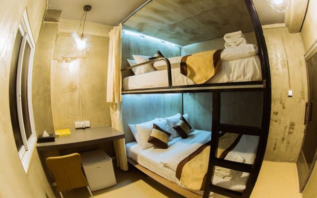 The Lodge Yangon Hostel