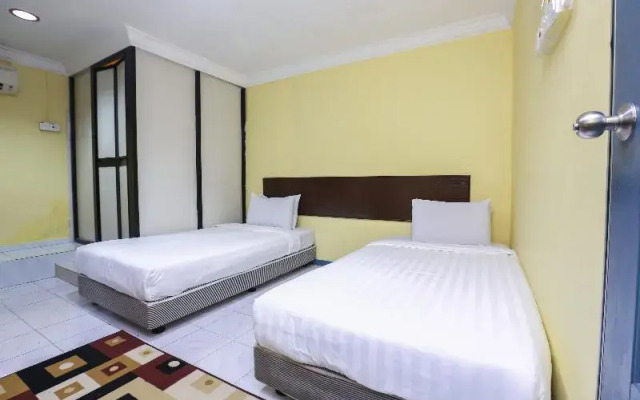 Hotel As Salam By OYO Rooms