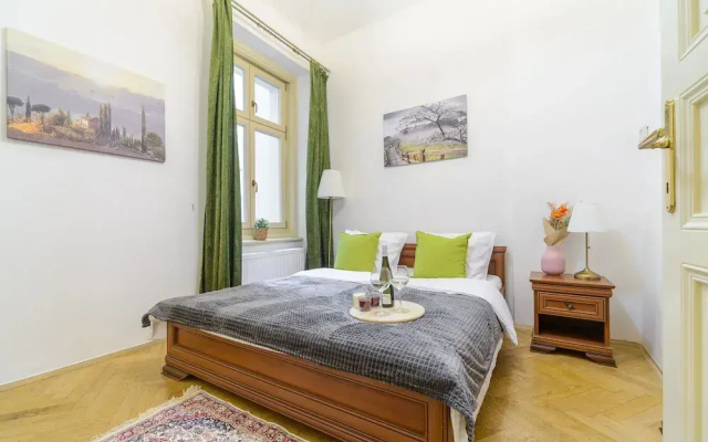 3-bedrooms apartment in center of Prague