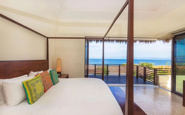 Sunny Vacation Villa 79