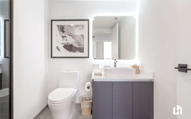 Downtown Miami Condos by Lua Host