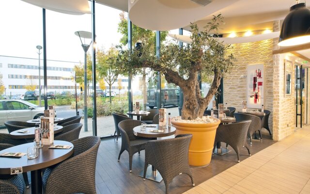 Residhome Appart Hotel Paris-Massy